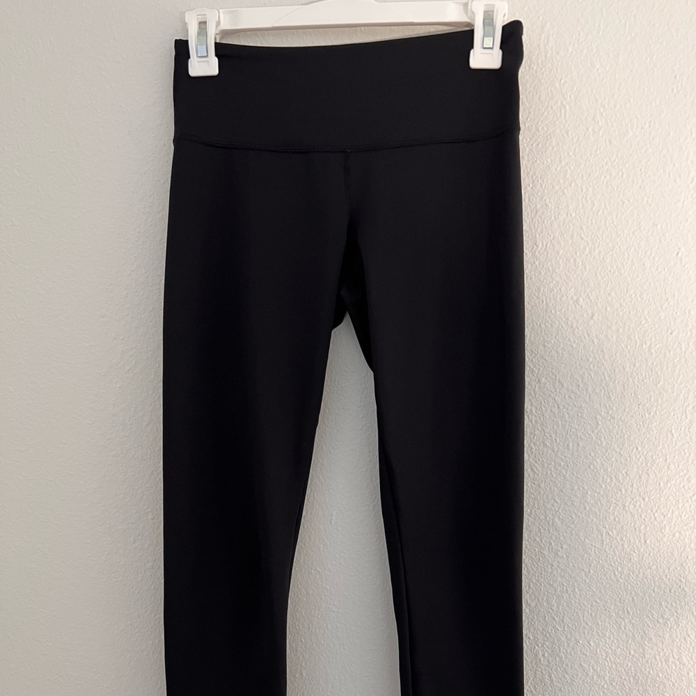 BP Black Capri Leggings Size Medium
